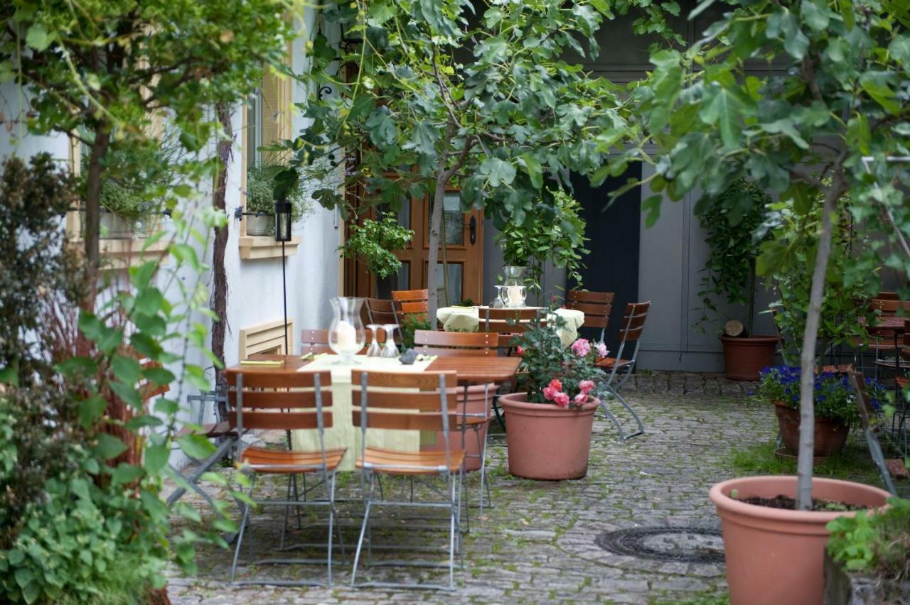 Gasthaus Zur Sonne Nordheim am Main Exterior photo
